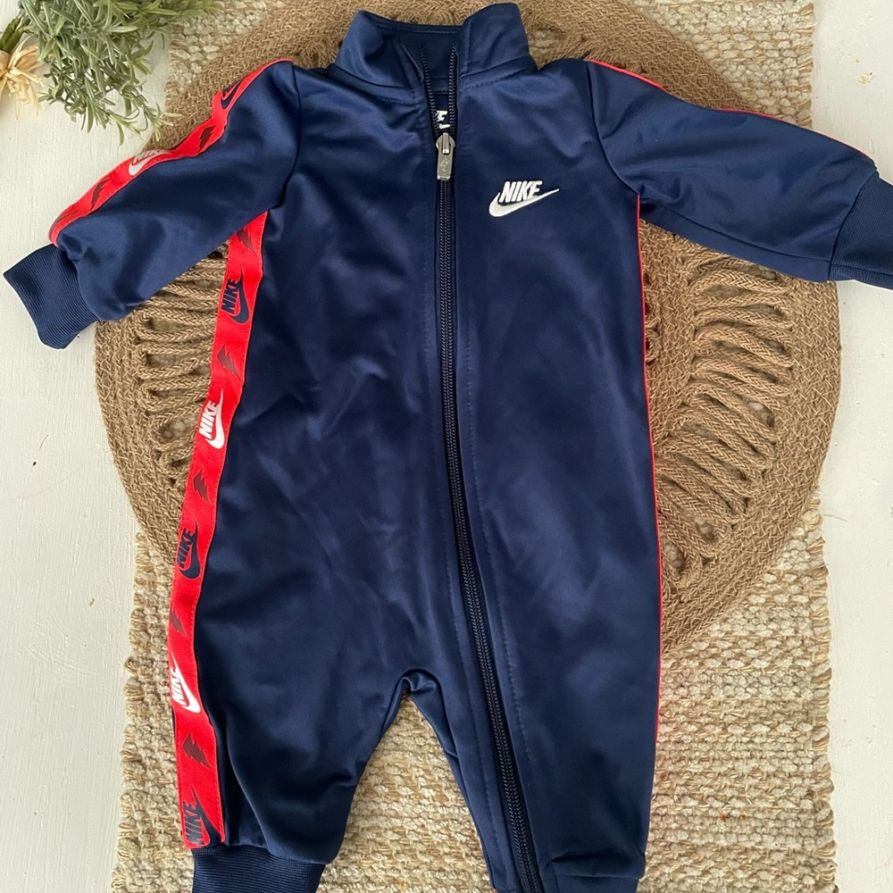 Nike Kids Navy and Red One Piece Footie sz 3mths